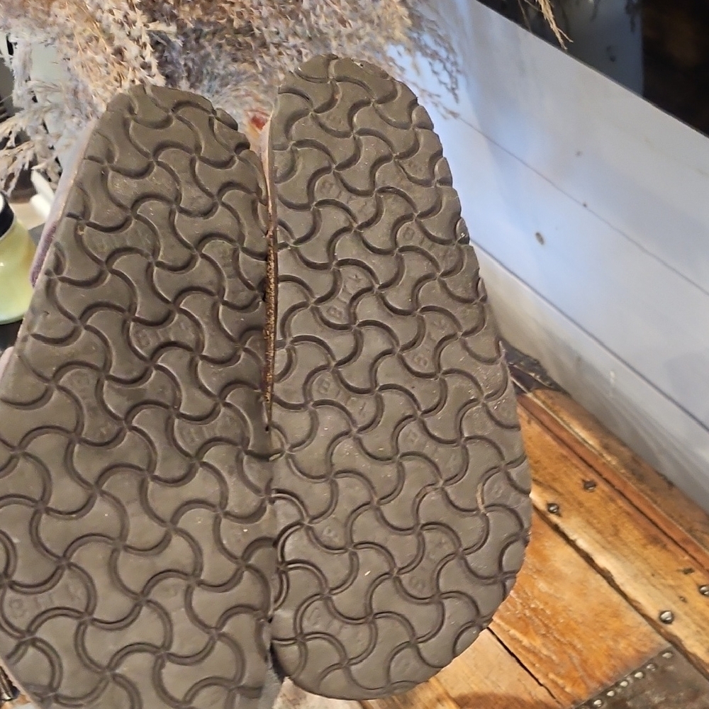 Birkenstock Women's Tan Strappy Sandals - Picture 3 of 4